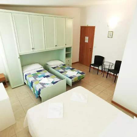 Gerendaház Il Girasole Country Village Massignano