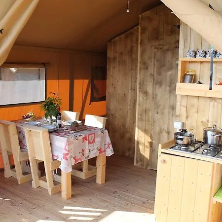 Il Girasole Country Village * Massignano