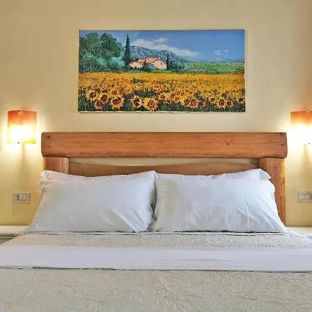 Il Girasole Country Village * Massignano