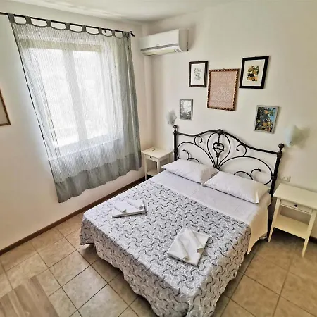 Il Girasole Country Village 山林小屋 *