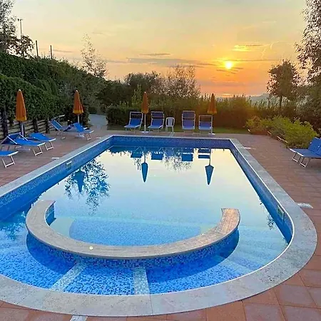 Il Girasole Country Village *