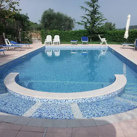 Il Girasole Country Village * Massignano